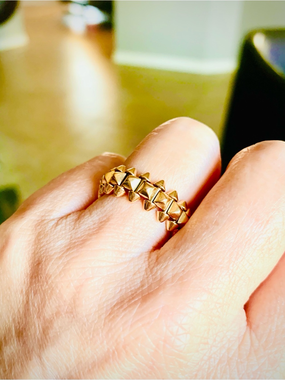 Cartier Gold Spike Ring for Women - Picture 4 of 6